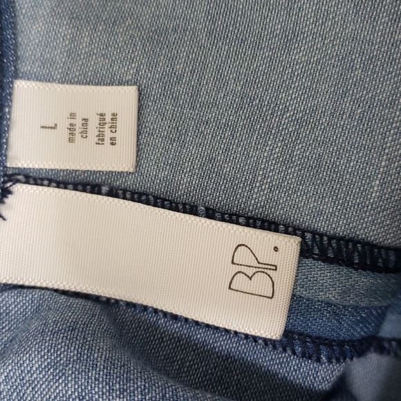 Womens Cute and Fashionable Raw Hemmed Nordstrom BP. 100% Cotton Denim Tank Top - Picture 5 of 6